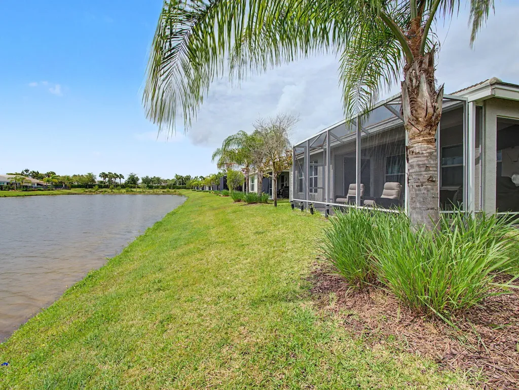 11875 SW Jasper Lake Way Port St Lucie FL 34987