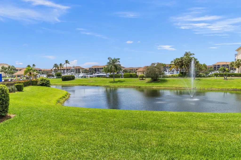 601 Seafarer Circle Jupiter FL 33477