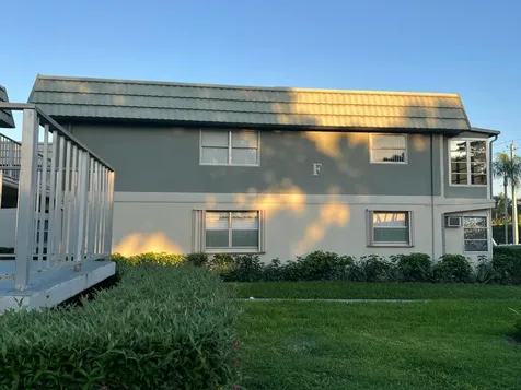 267 Flanders F Delray Beach FL 33484