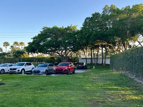 267 Flanders F Delray Beach FL 33484