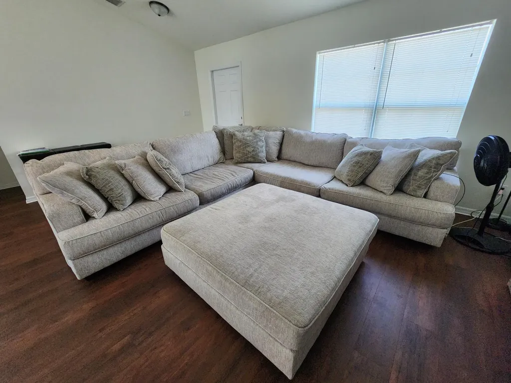 842 SE Walters Terrace Port St Lucie FL 34983