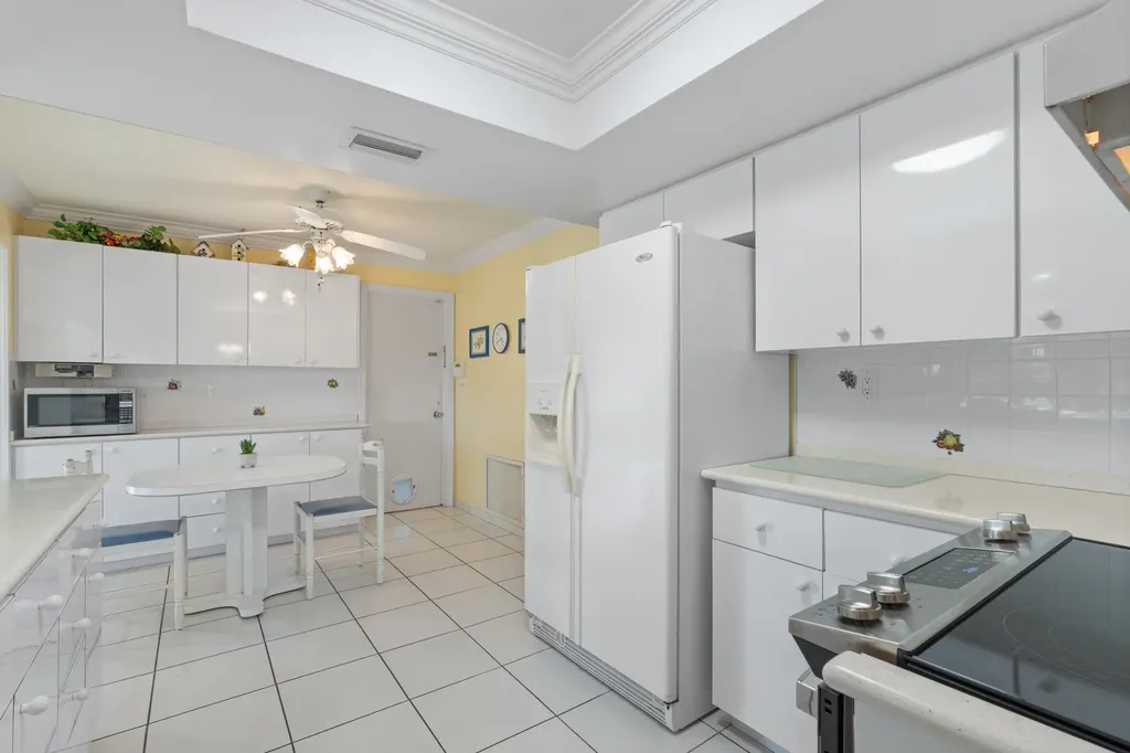 4915 NW 51st Avenue NW Tamarac FL 33319