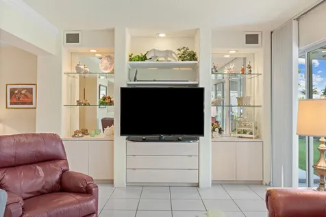 4915 NW 51st Avenue NW Tamarac FL 33319