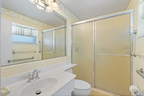 4915 NW 51st Avenue NW Tamarac FL 33319