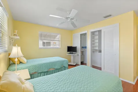 4915 NW 51st Avenue NW Tamarac FL 33319