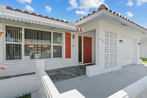 4915 NW 51st Avenue NW Tamarac FL 33319