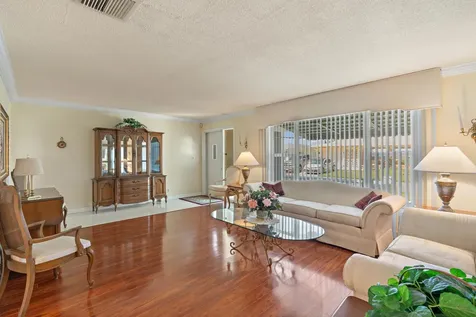 4915 NW 51st Avenue NW Tamarac FL 33319
