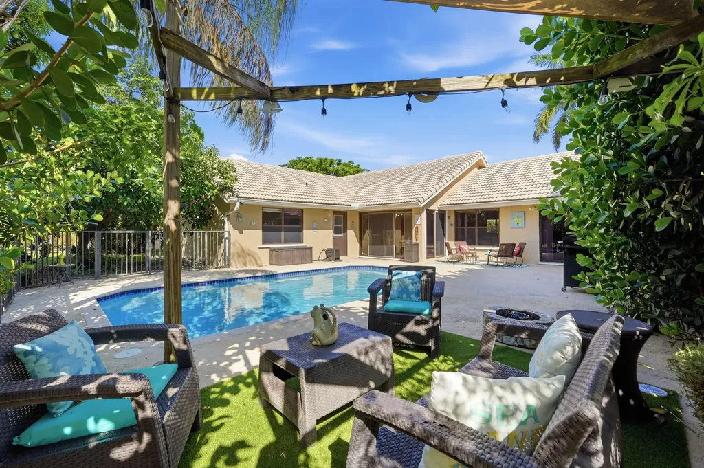 9577 Majestic Way Boynton Beach FL 33437