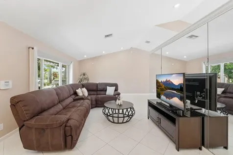 9577 Majestic Way Boynton Beach FL 33437