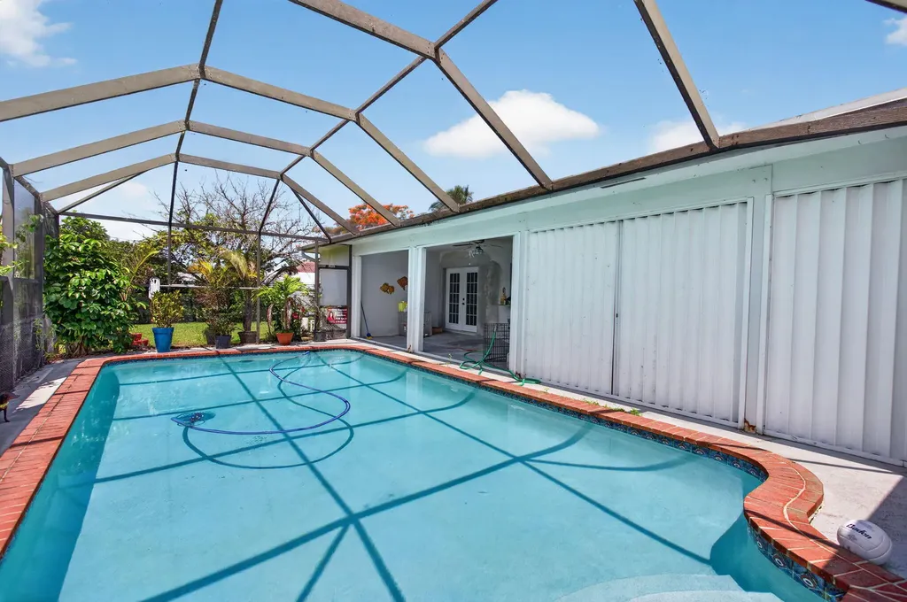 7501 NW 6th Street Plantation FL 33317