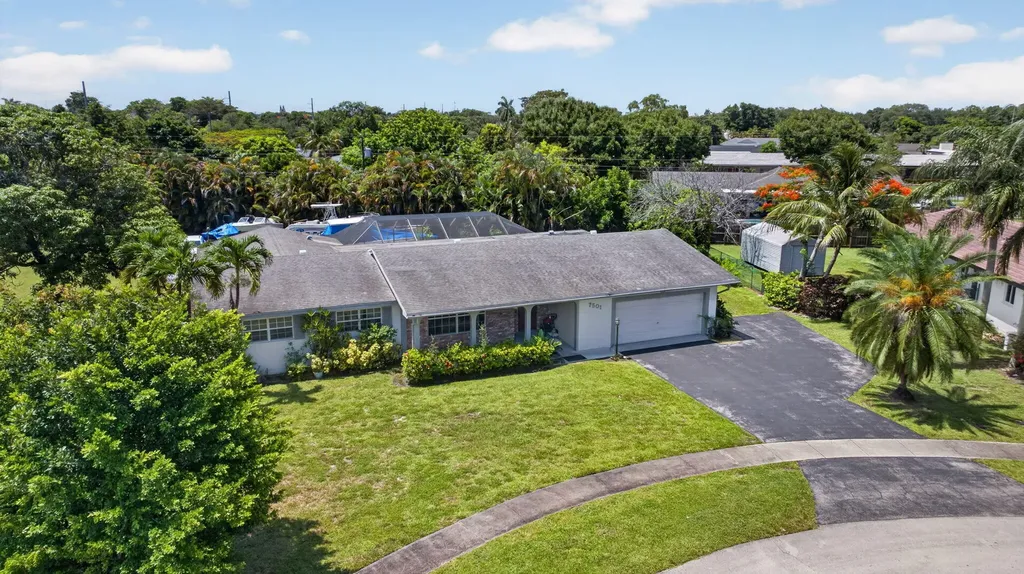 7501 NW 6th Street Plantation FL 33317