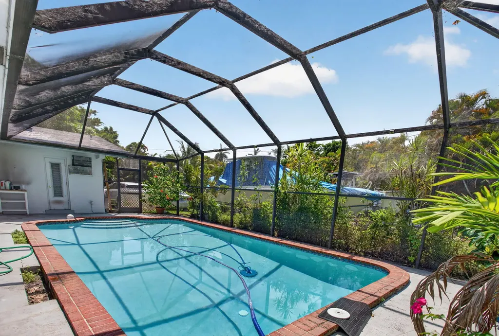 7501 NW 6th Street Plantation FL 33317