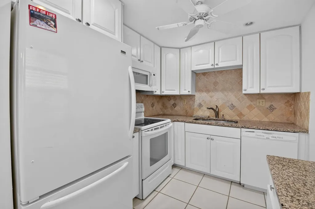 200 Normandy E Delray Beach FL 33484