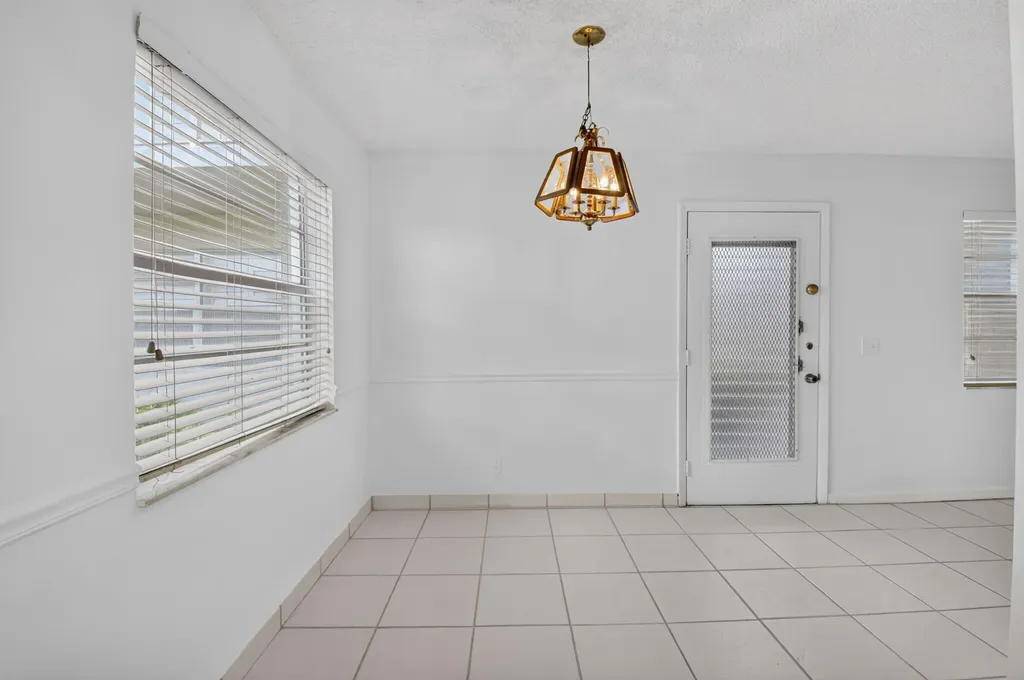 200 Normandy E Delray Beach FL 33484