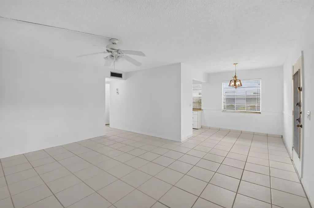 200 Normandy E Delray Beach FL 33484