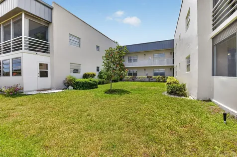200 Normandy E Delray Beach FL 33484