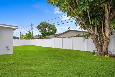 22171 SW 62nd Avenue Boca Raton FL 33428