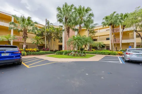 7520 La Paz Boulevard Boca Raton FL 33433