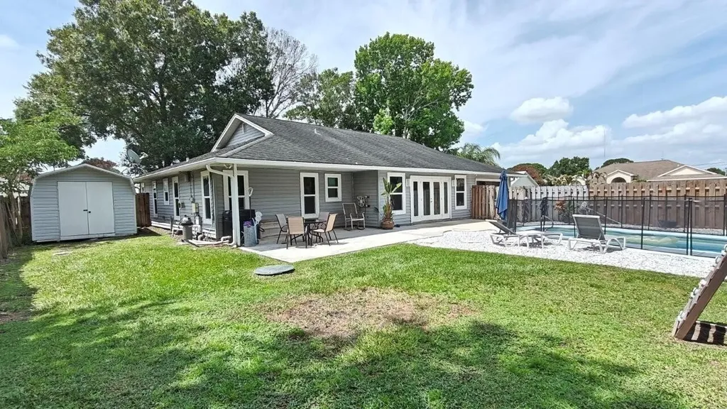 2043 SE Camilo Street Port St Lucie FL 34952