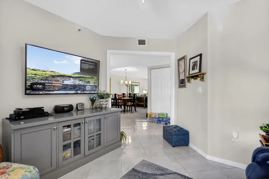 5906 Crystal Shores Drive Boynton Beach FL 33437