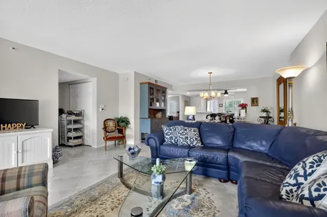 5906 Crystal Shores Drive Boynton Beach FL 33437