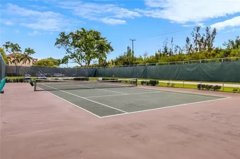 1400 SW 124th Terrace Pembroke Pines FL 33027