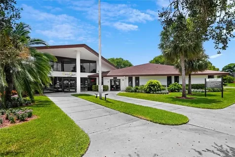 1400 SW 124th Terrace Pembroke Pines FL 33027