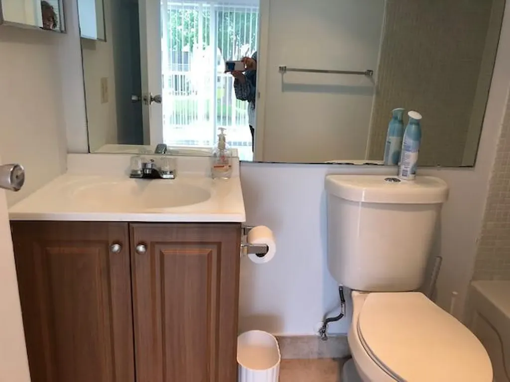 370 Saxony Trail Delray Beach FL 33446