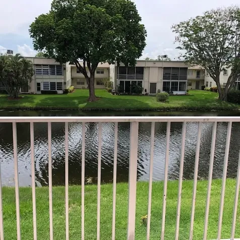 370 Saxony Trail Delray Beach FL 33446
