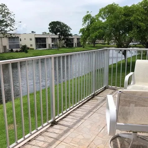 370 Saxony Trail Delray Beach FL 33446