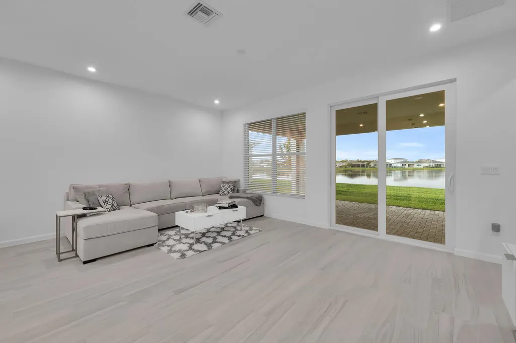 12758 SW Phoenix Drive Port St Lucie FL 34987