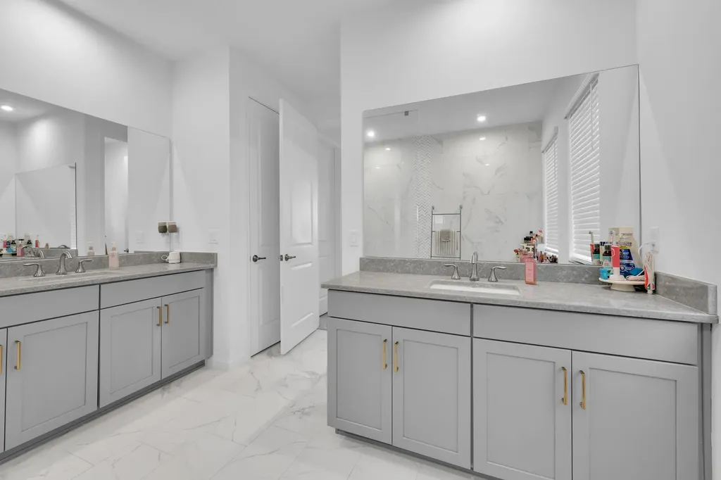 12758 SW Phoenix Drive Port St Lucie FL 34987