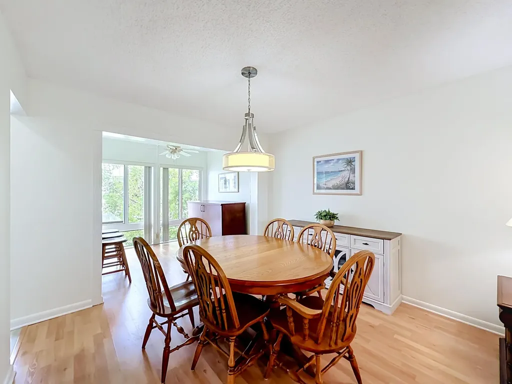 12 Colonial Club Drive Boynton Beach FL 33435