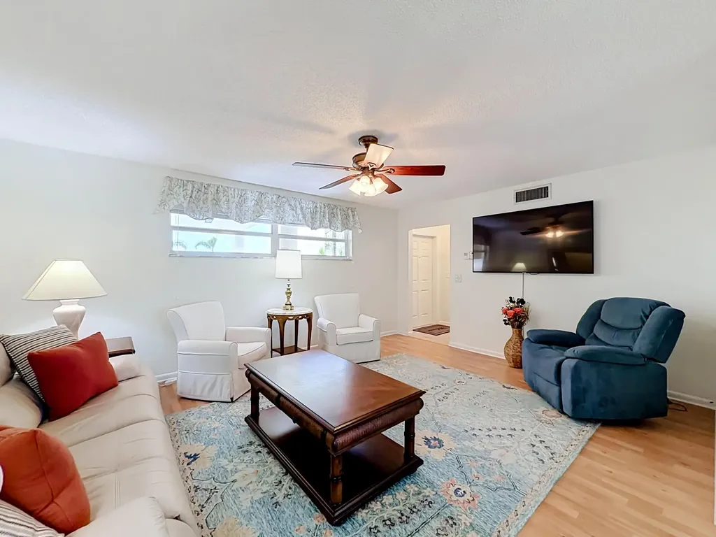12 Colonial Club Drive Boynton Beach FL 33435