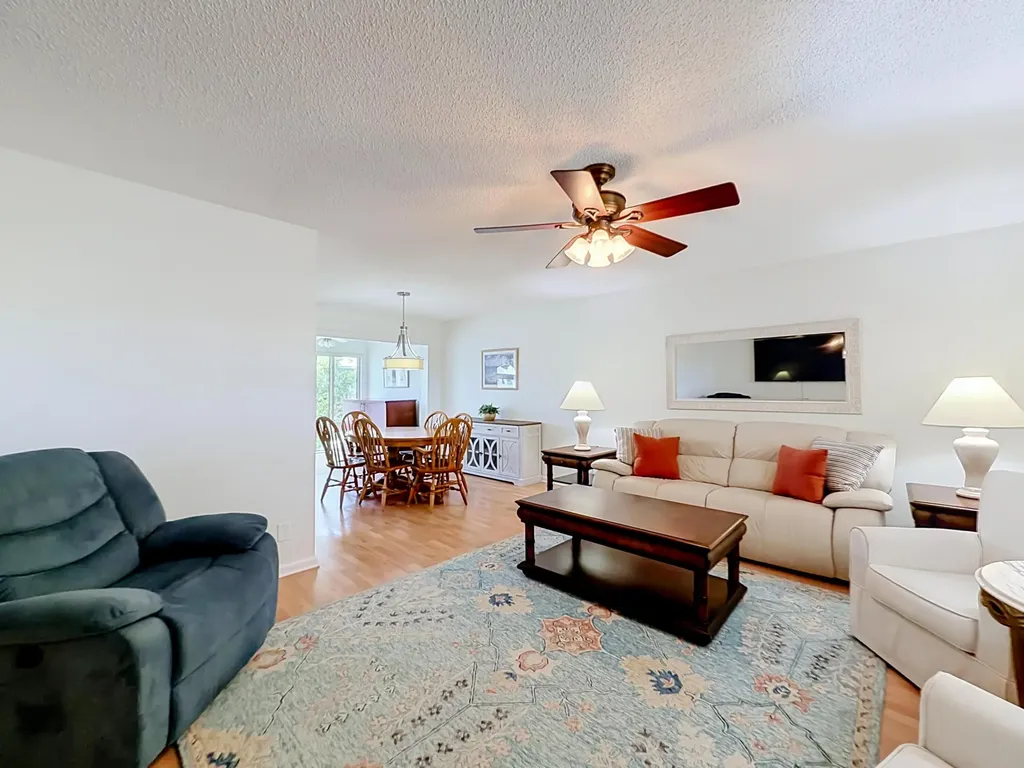 12 Colonial Club Drive Boynton Beach FL 33435