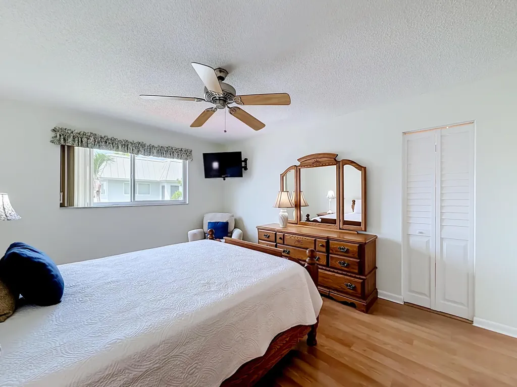 12 Colonial Club Drive Boynton Beach FL 33435