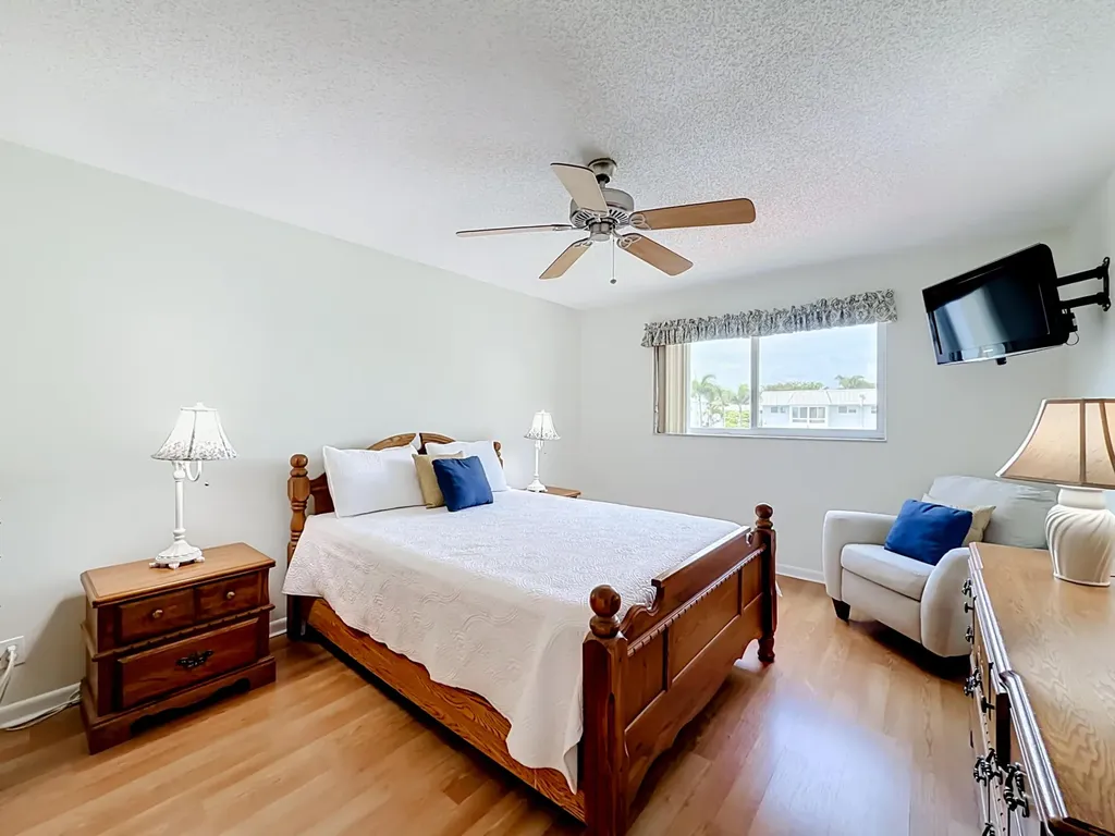 12 Colonial Club Drive Boynton Beach FL 33435