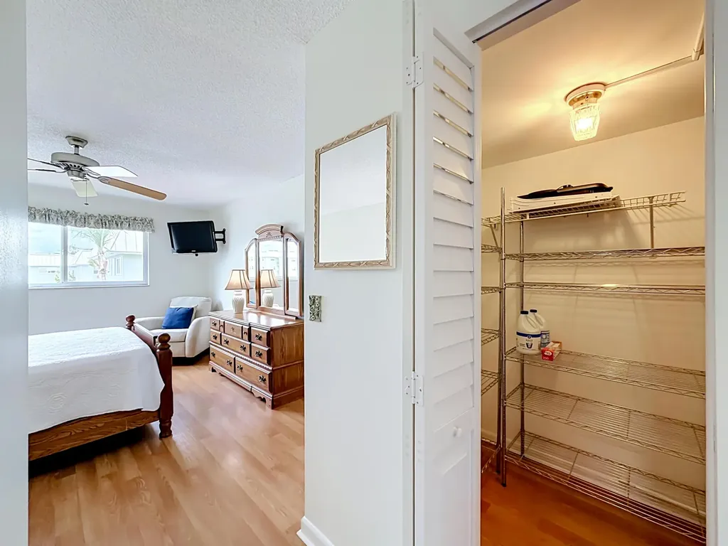 12 Colonial Club Drive Boynton Beach FL 33435