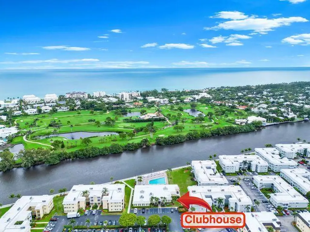 12 Colonial Club Drive Boynton Beach FL 33435