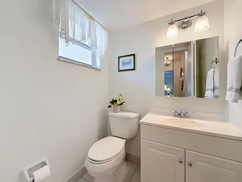 12 Colonial Club Drive Boynton Beach FL 33435