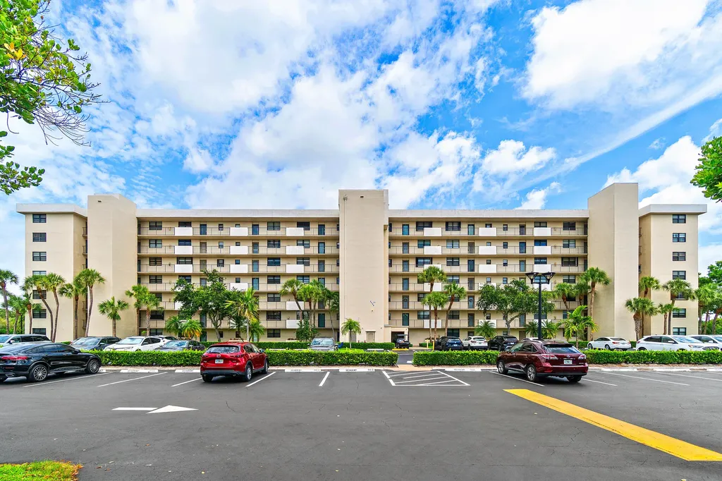 2400 Deer Creek Country Club Boulevard Deerfield Beach FL 33442