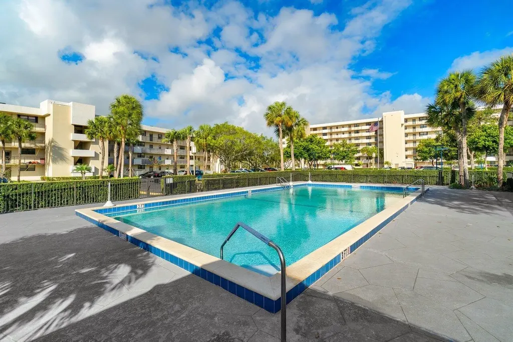 2400 Deer Creek Country Club Boulevard Deerfield Beach FL 33442
