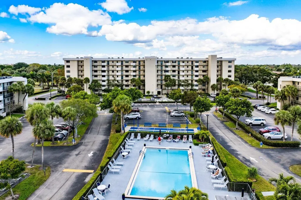 2400 Deer Creek Country Club Boulevard Deerfield Beach FL 33442