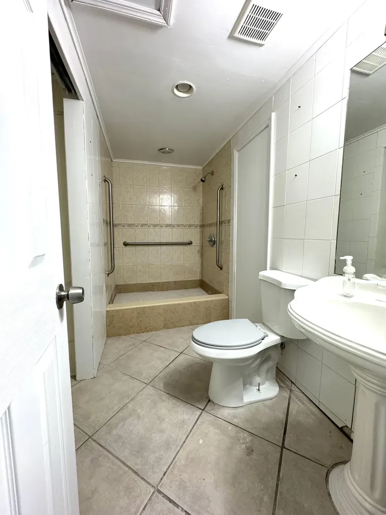 1901 S 34th Street Fort Pierce FL 34947