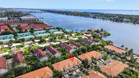 124 Las Brisas Circle Hypoluxo FL 33462