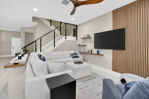 124 Las Brisas Circle Hypoluxo FL 33462