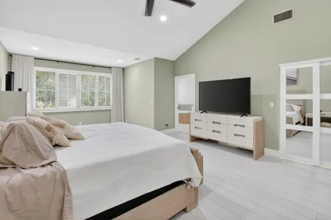 124 Las Brisas Circle Hypoluxo FL 33462