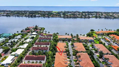 124 Las Brisas Circle Hypoluxo FL 33462