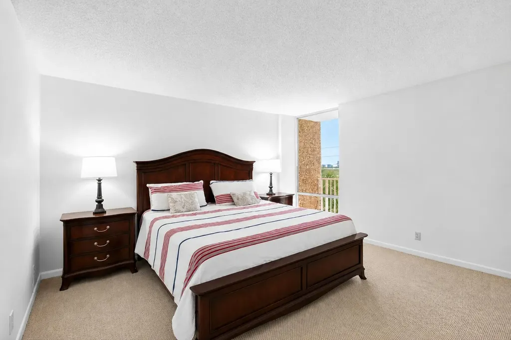 555 NW 4 Avenue Boca Raton FL 33432