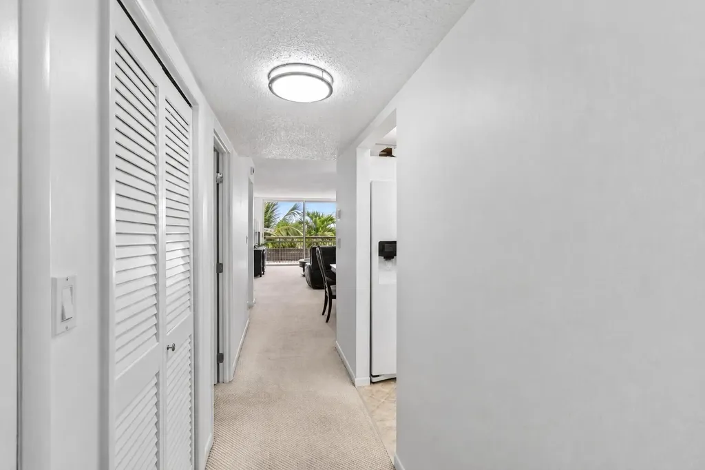 555 NW 4 Avenue Boca Raton FL 33432